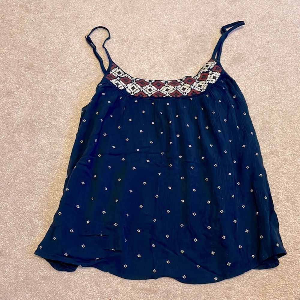 Patterned flowy tank top